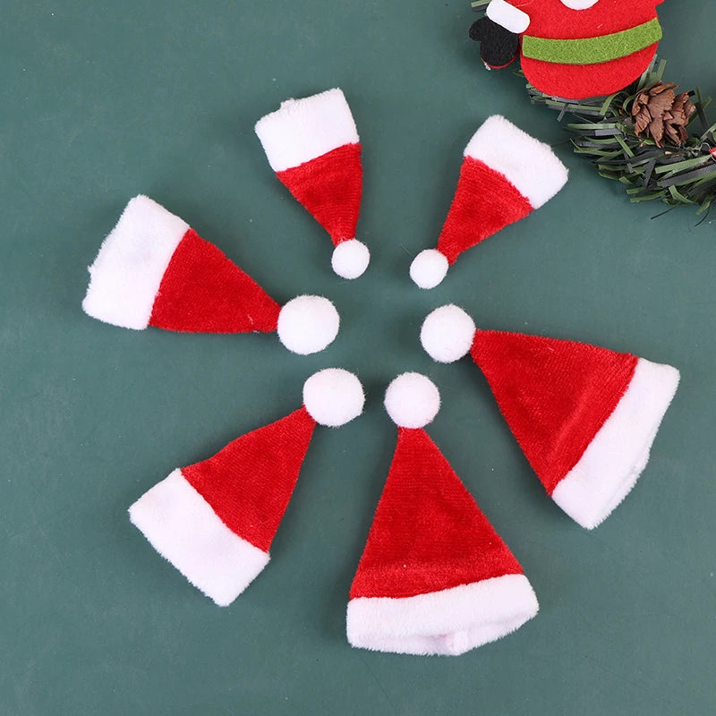 Sombrero de Papá Noel en miniatura para casa de muñecas, accesorios para muñecas, sombrero rojo, decoración del hogar, regalo de Navidad para niños, 2 piezas