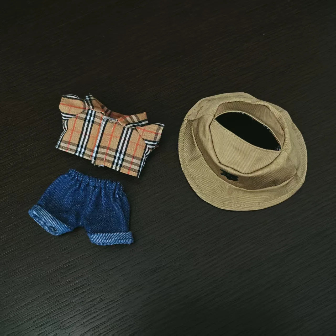 Para muñeca Labubu de 15/17cm, ropa a cuadros marrón a la moda, falda, sombrero, pantalones, conjunto de ropa Labubu, muñecas 3,0, diseño, accesorios de juguete Diy
