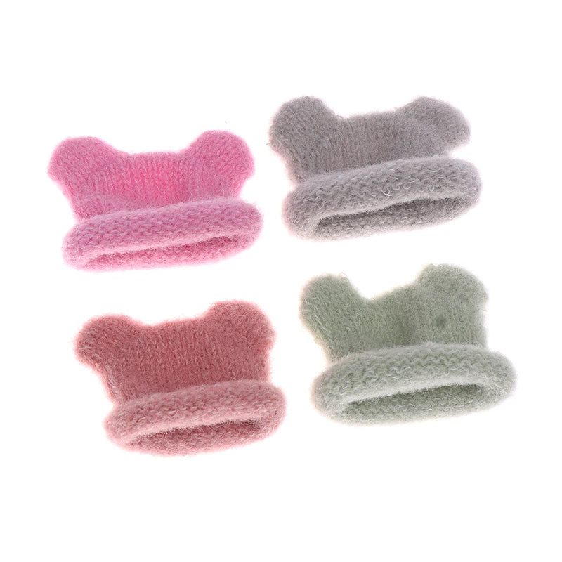 Mini sombrero de punto colorido para niños, sombreros hechos a mano de simulación, accesorios de vestir, juguete de simulación, 1 piezas, 1/12