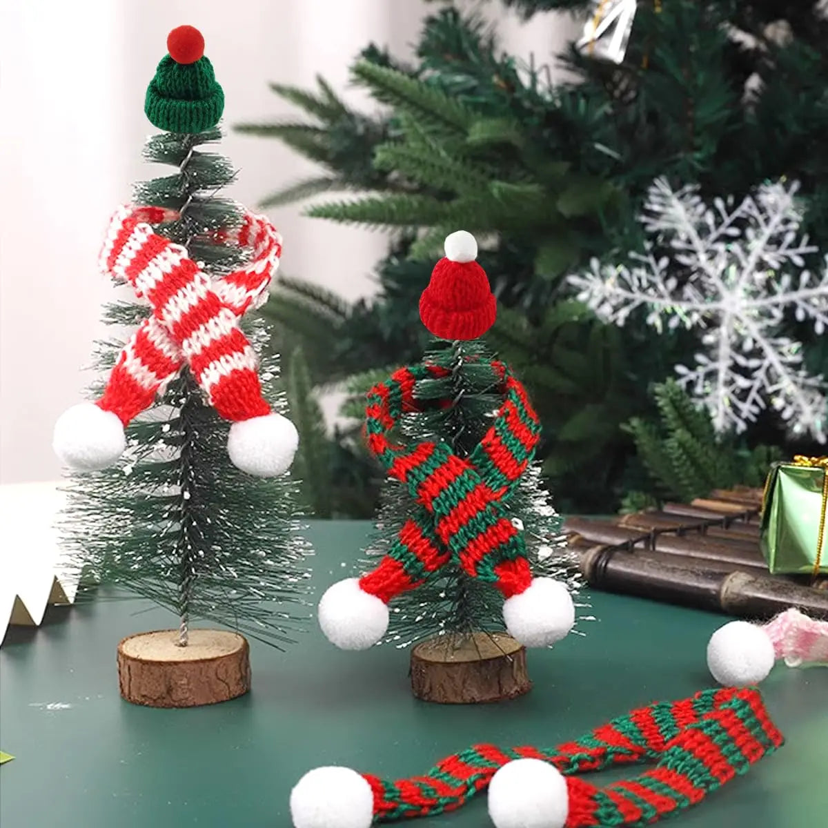 12/24 Uds Mini gorro de punto Mini bufanda de Navidad conjunto Mini sombreros de Papá Noel para manualidades Mini decoraciones navideñas adornos de árbol